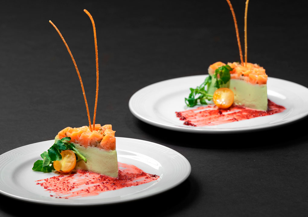 Mousse de Alcachofa con carpacho de Salmón